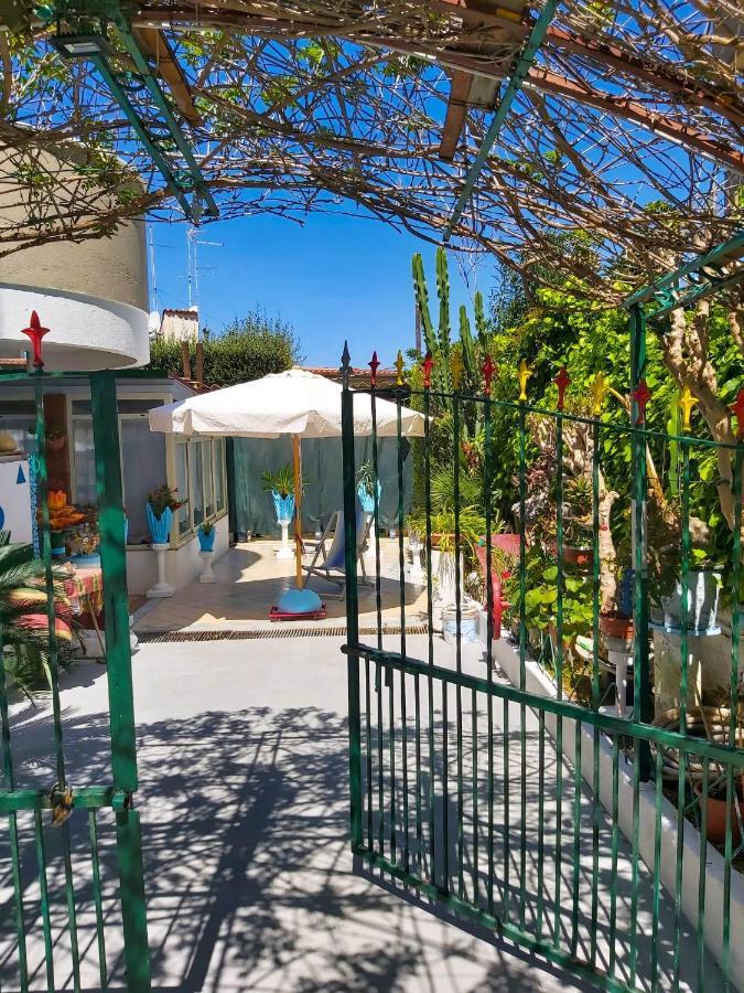 Le Twins -bed And Breakfast Frühstückspension Tropea